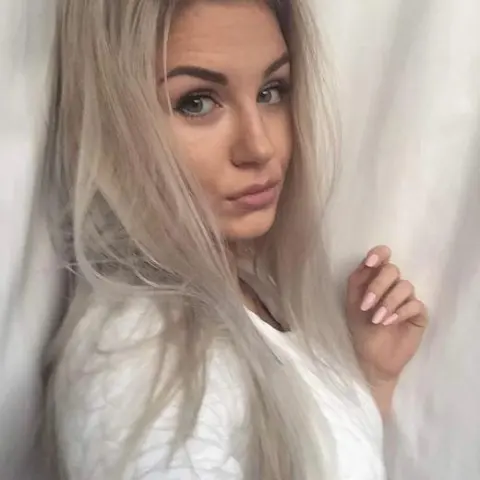 Tasha, profile photo 3 of 3