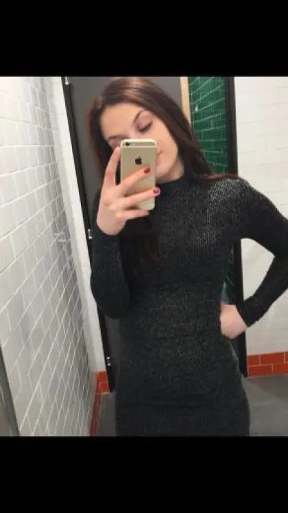 Niinaaw escort profile in Nantes